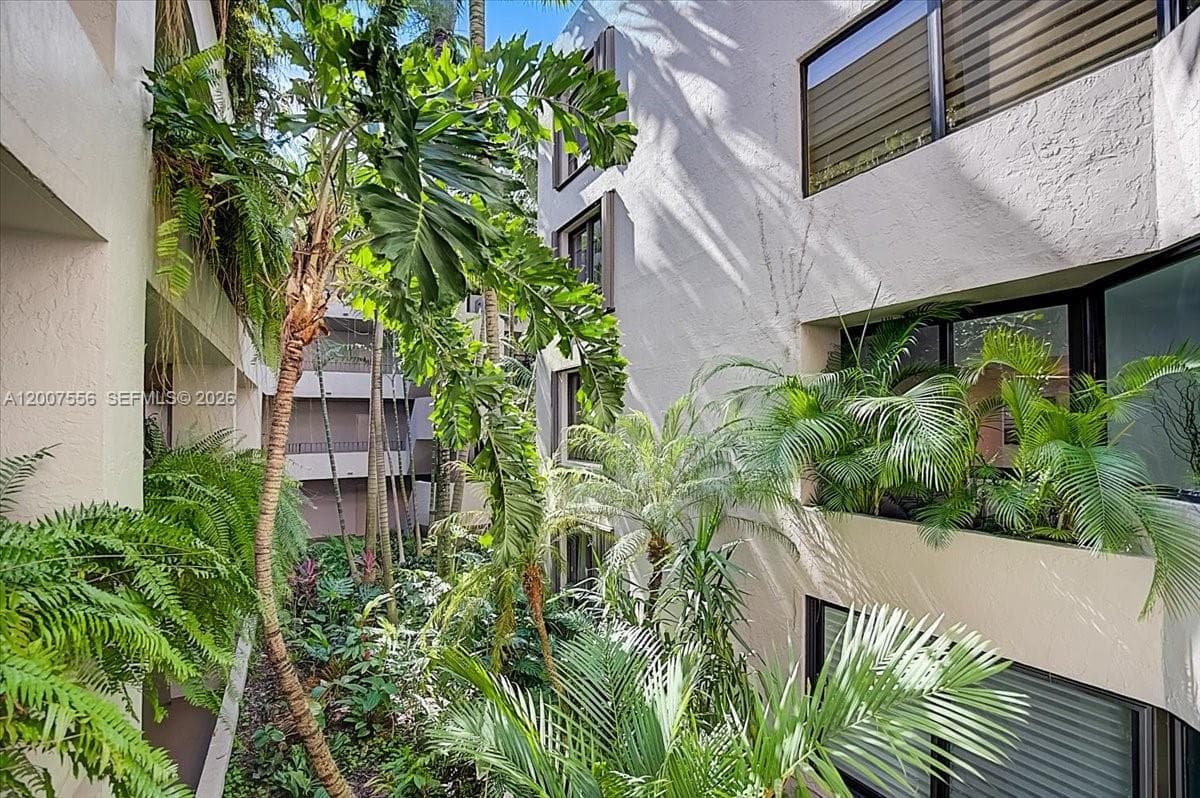 101 E Crandon Blvd # 276, Key Biscayne FL 33149 — 34
