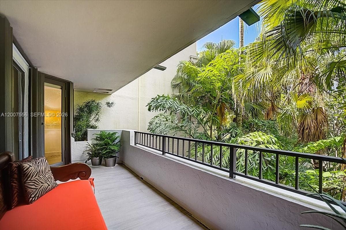 101 E Crandon Blvd # 276, Key Biscayne FL 33149 — 33