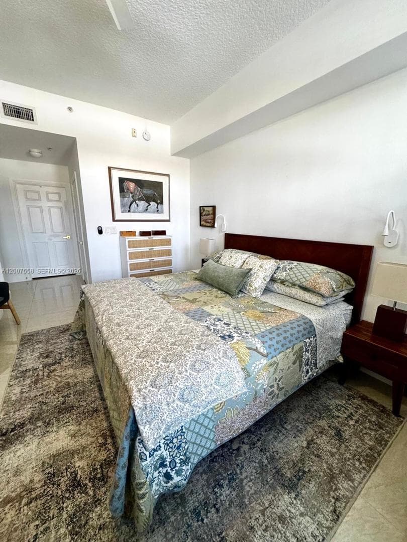 3001 NE 185th St # 225, Aventura FL 33180 — 12