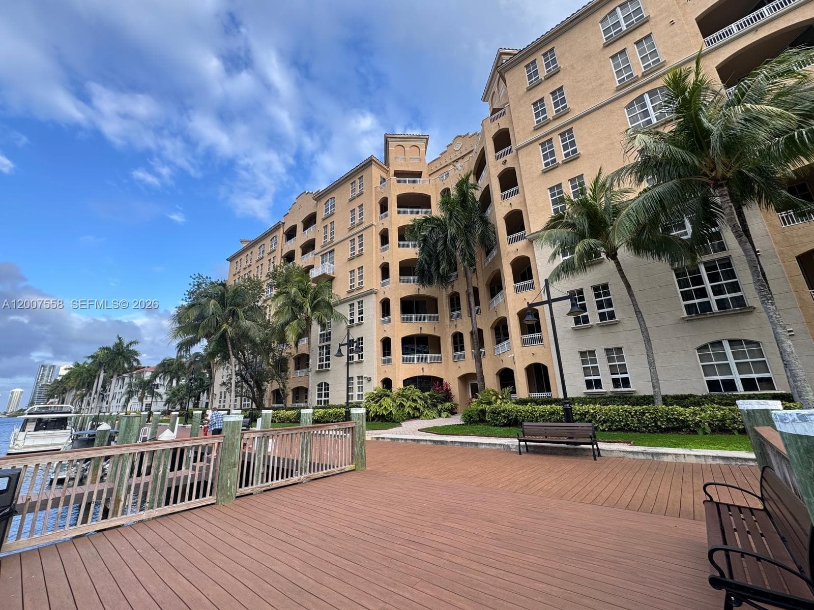 3001 NE 185th St # 225, Aventura FL 33180 — 26