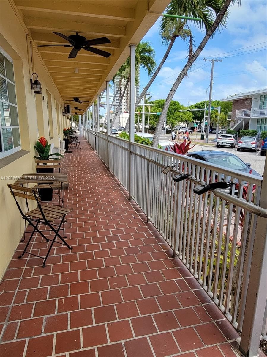 7400 Harding Ave # 15, Miami Beach FL 33141 — 22