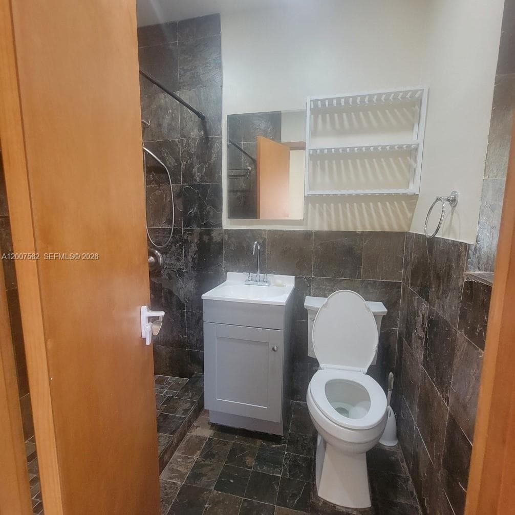 7400 Harding Ave # 15, Miami Beach FL 33141 — 20