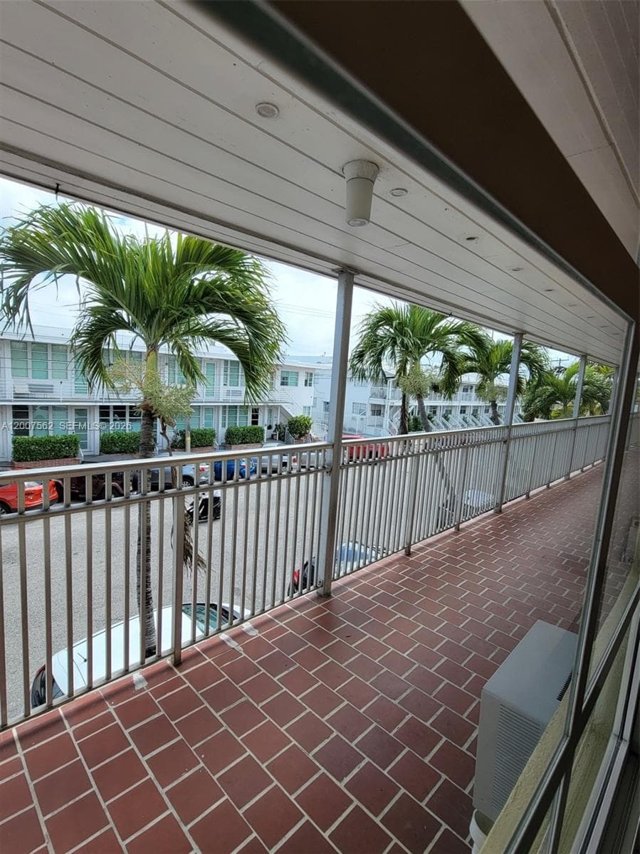 7400 Harding Ave # 15, Miami Beach FL 33141 — 9