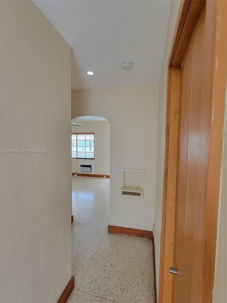 7400 Harding Ave # 15, Miami Beach FL 33141 — 15