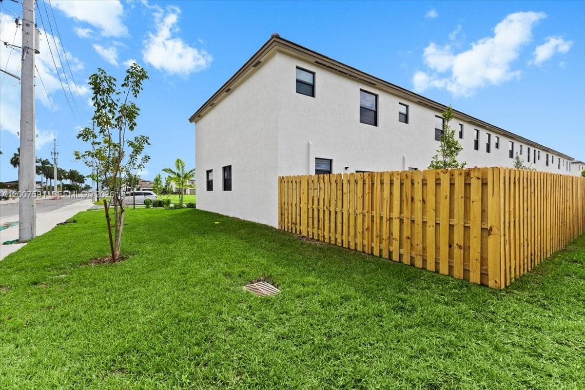 23210 SW 133rd Ct, Miami FL 33032 — 14
