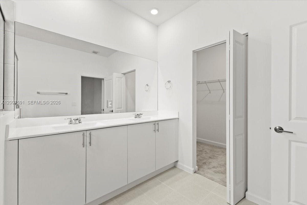 23210 SW 133rd Ct, Miami FL 33032 — 25