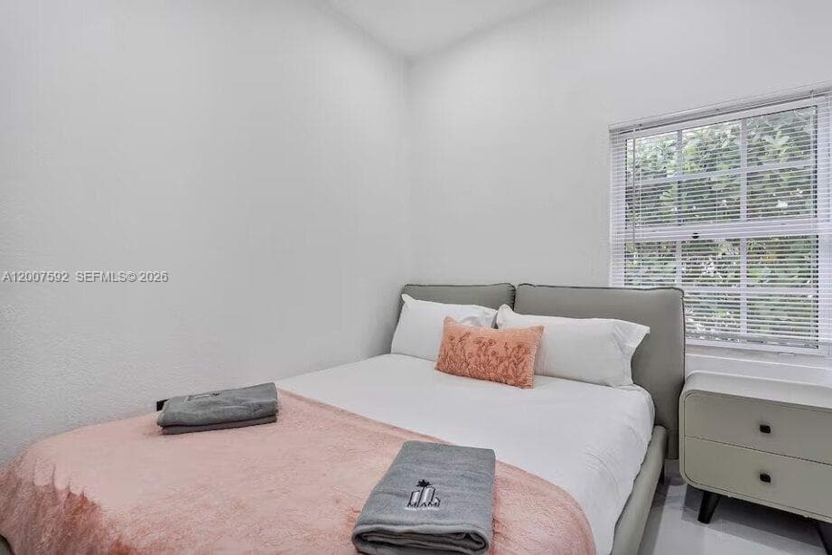 545 NW 52nd St, Miami FL 33127 — 27