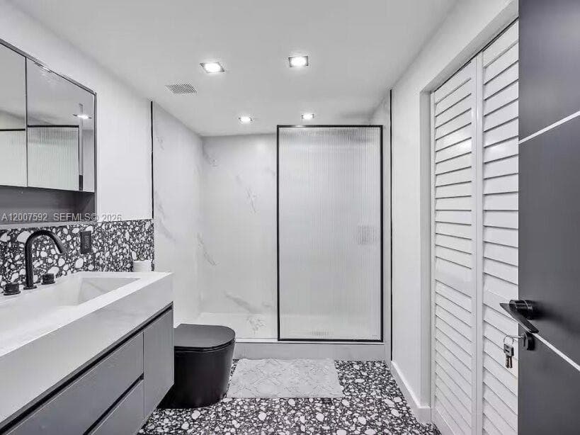 545 NW 52nd St, Miami FL 33127 — 17