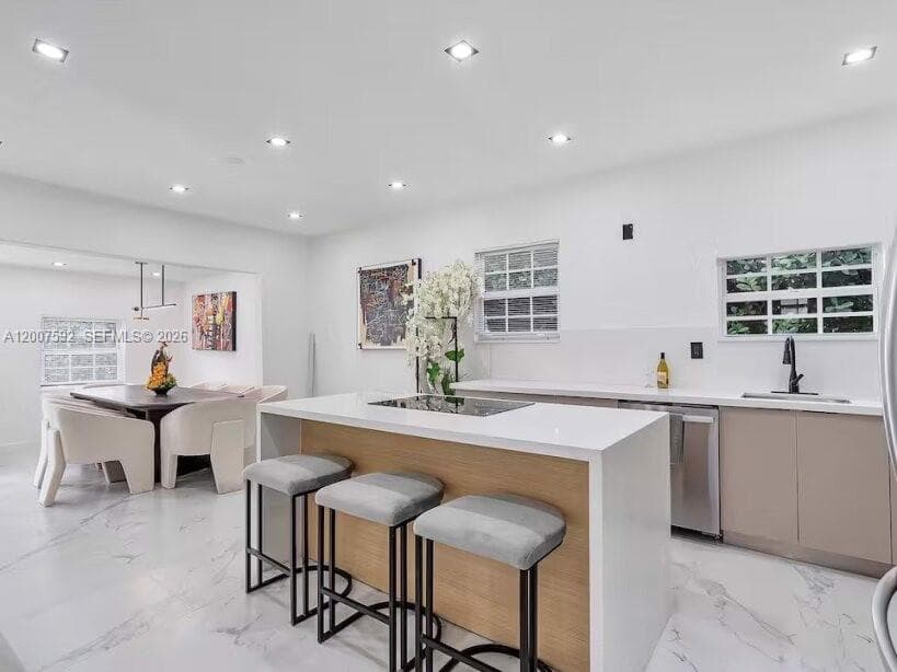 545 NW 52nd St, Miami FL 33127 — 4