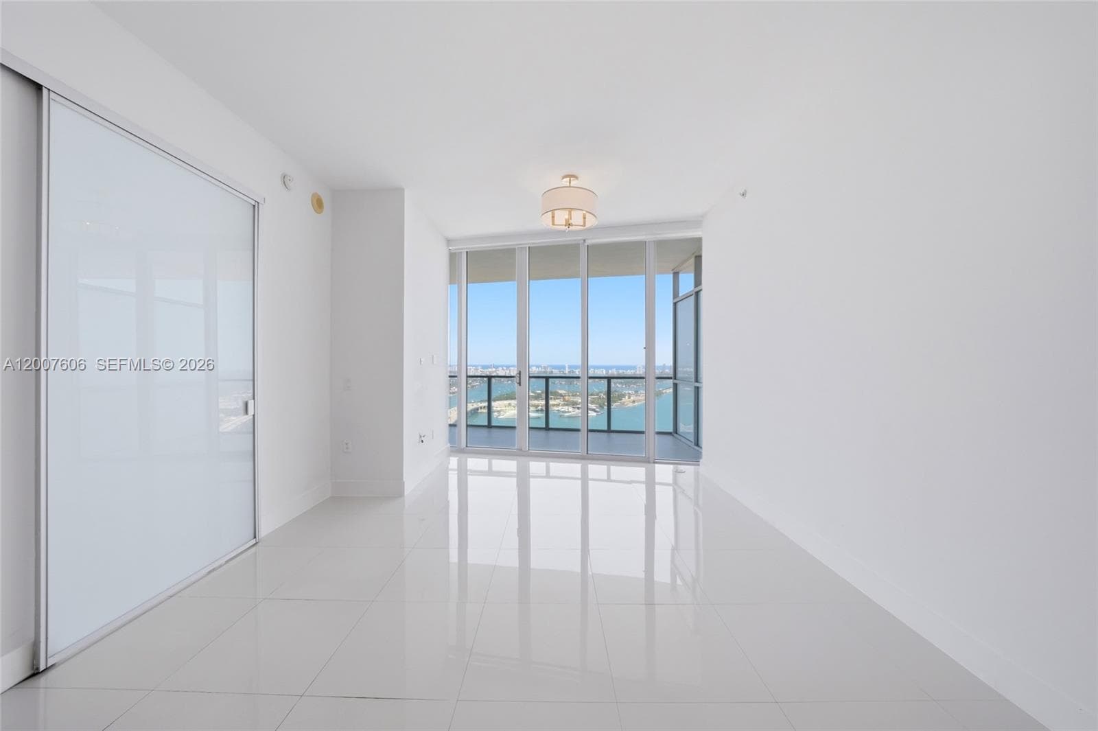 1100 Biscayne Blvd # 4402, Miami FL 33132 — 4
