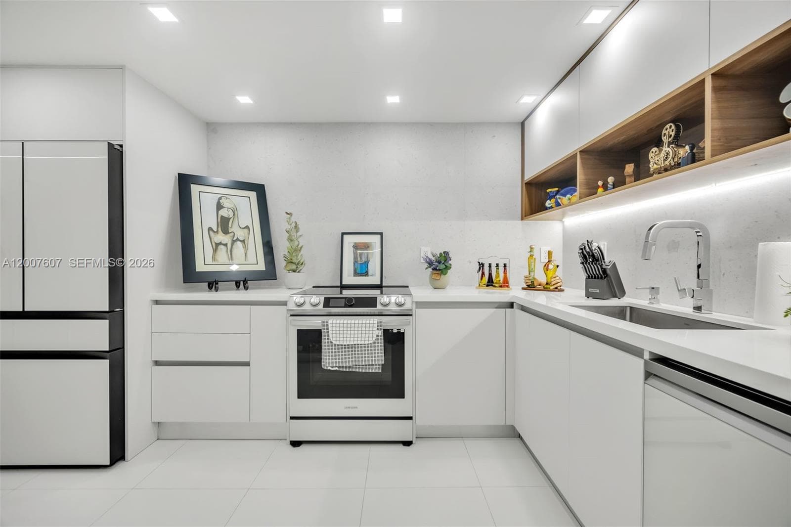 6801 Indian Creek Dr # 304, Miami Beach FL 33141 — 10