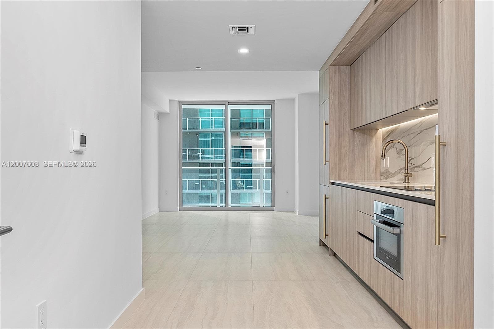 77 SE 5th St. # 1510, Miami FL 33131 — 9