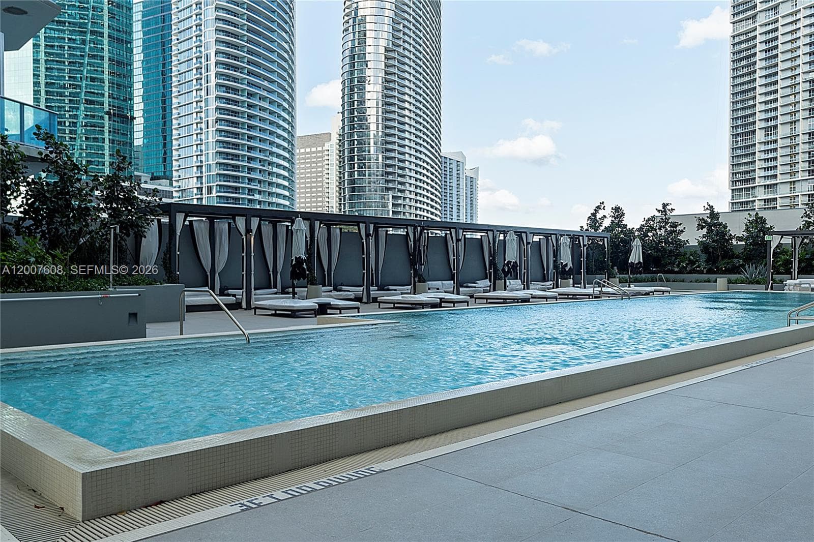 77 SE 5th St. # 1510, Miami FL 33131 — 38