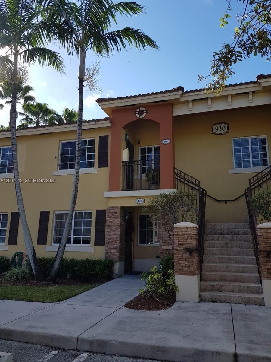 930 NE 33rd Ter # 202, Homestead FL 33033 — 1