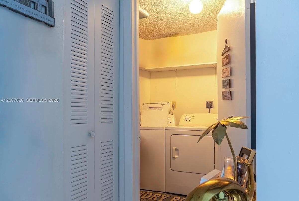 8419 NW 193rd Ln, Hialeah FL 33015 — 28