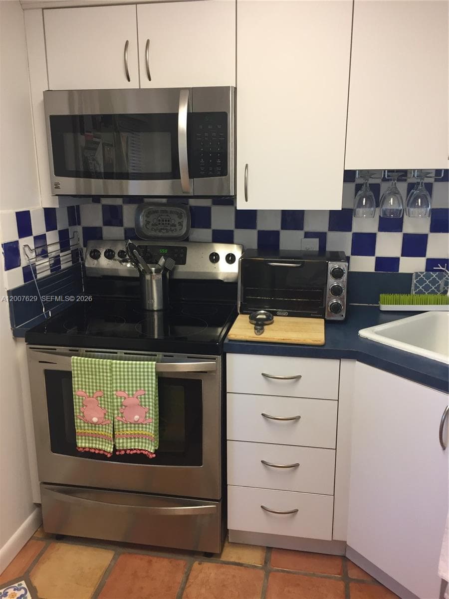 Westerfield Manor Sec 3, Miami, FL — 7