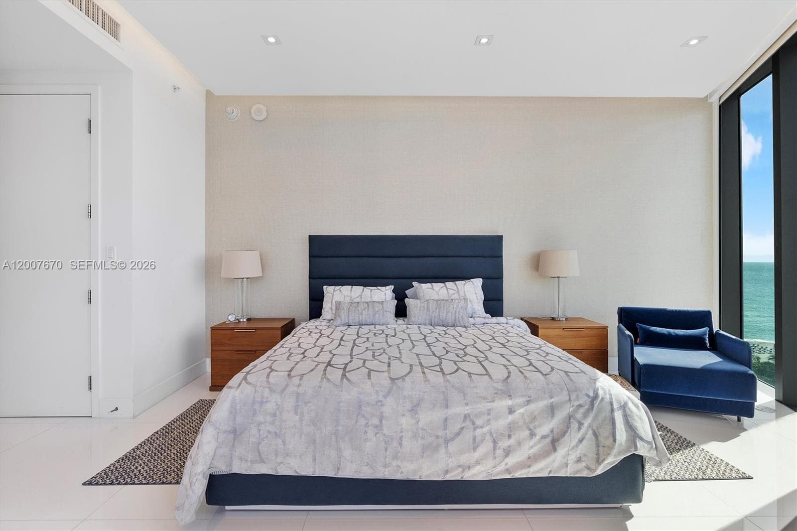 17475 Collins Ave # 504, Sunny Isles Beach FL 33160 — 33