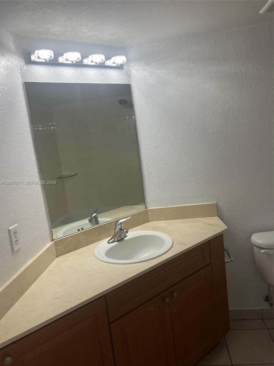 13780 NE 3rd Ct # 207, North Miami FL 33161 — 20