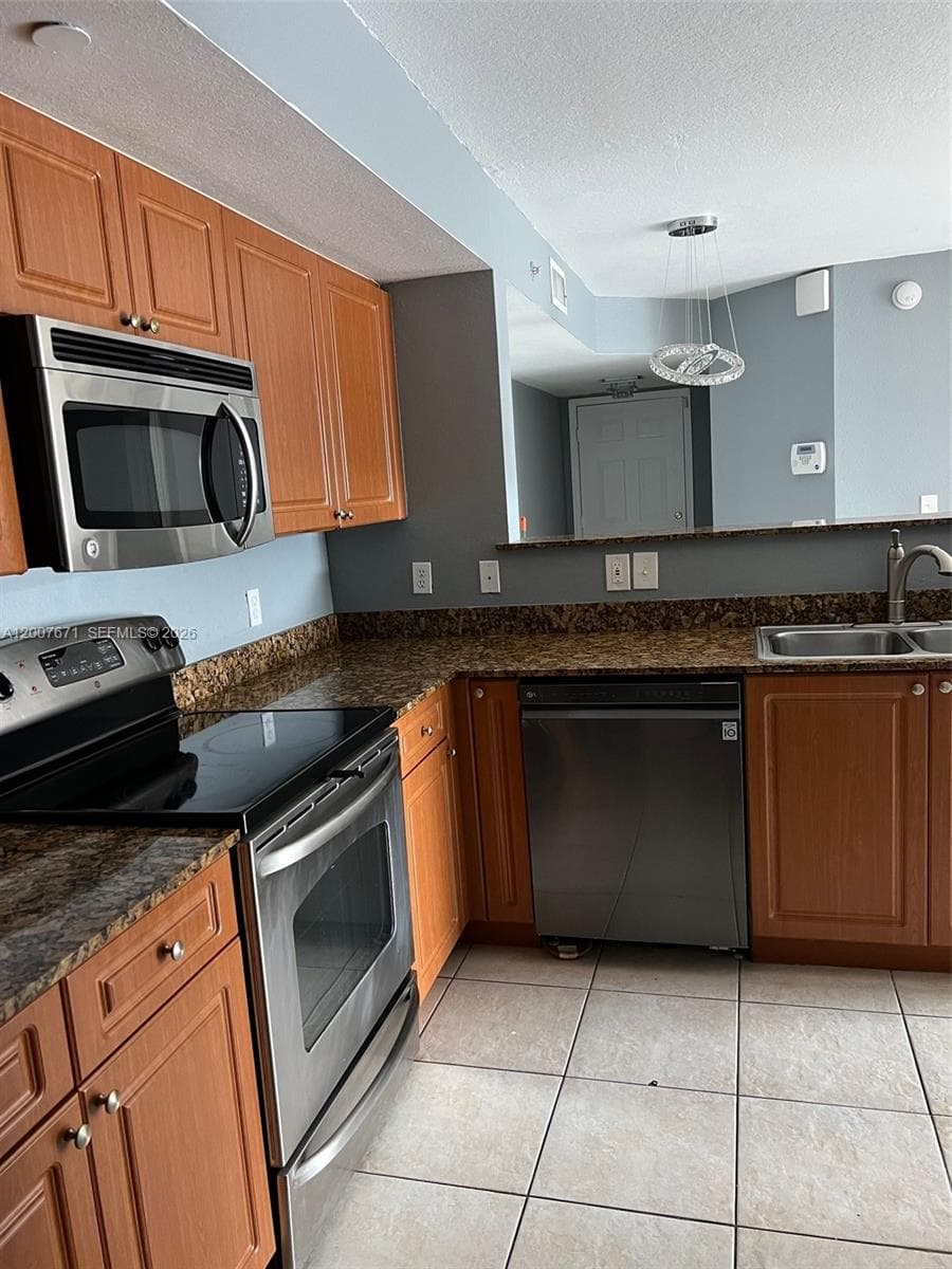 13780 NE 3rd Ct # 207, North Miami FL 33161 — 10