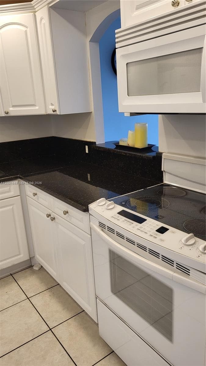 3475 N Country Club Dr # 409, Aventura FL 33180 — 10