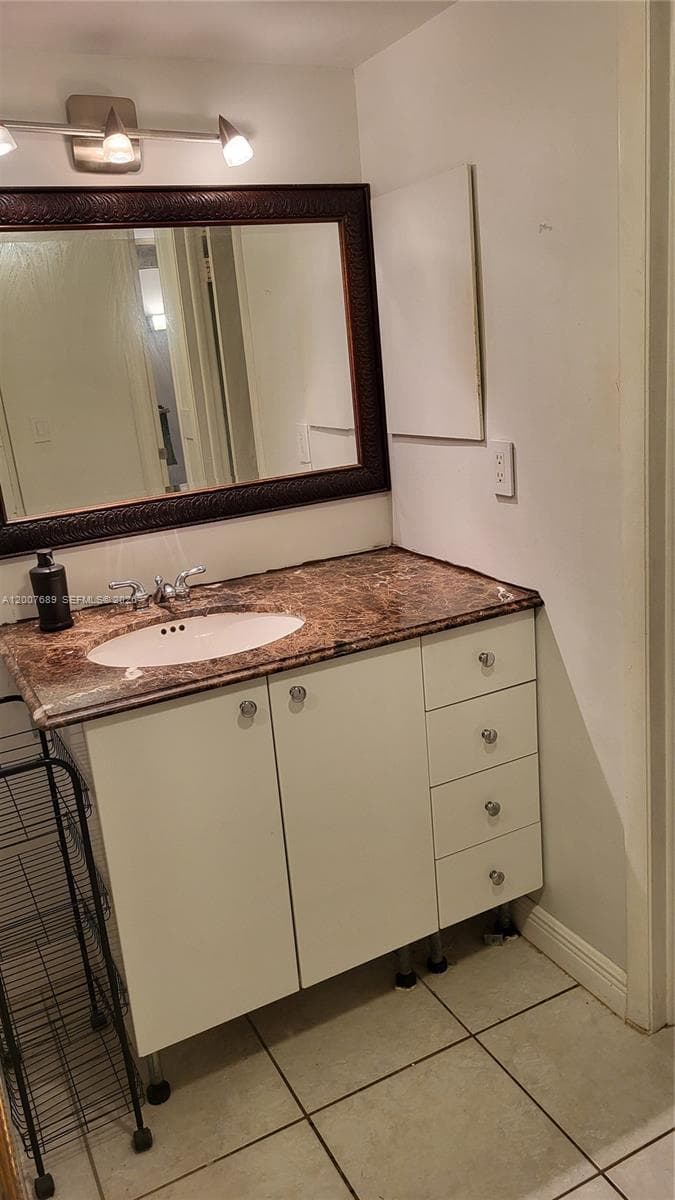 3475 N Country Club Dr # 409, Aventura FL 33180 — 11