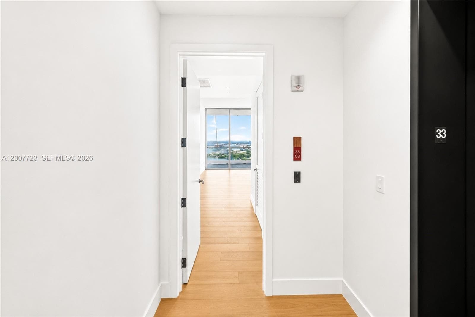 175 25 RD # 3303, Miami FL 33129 — 23