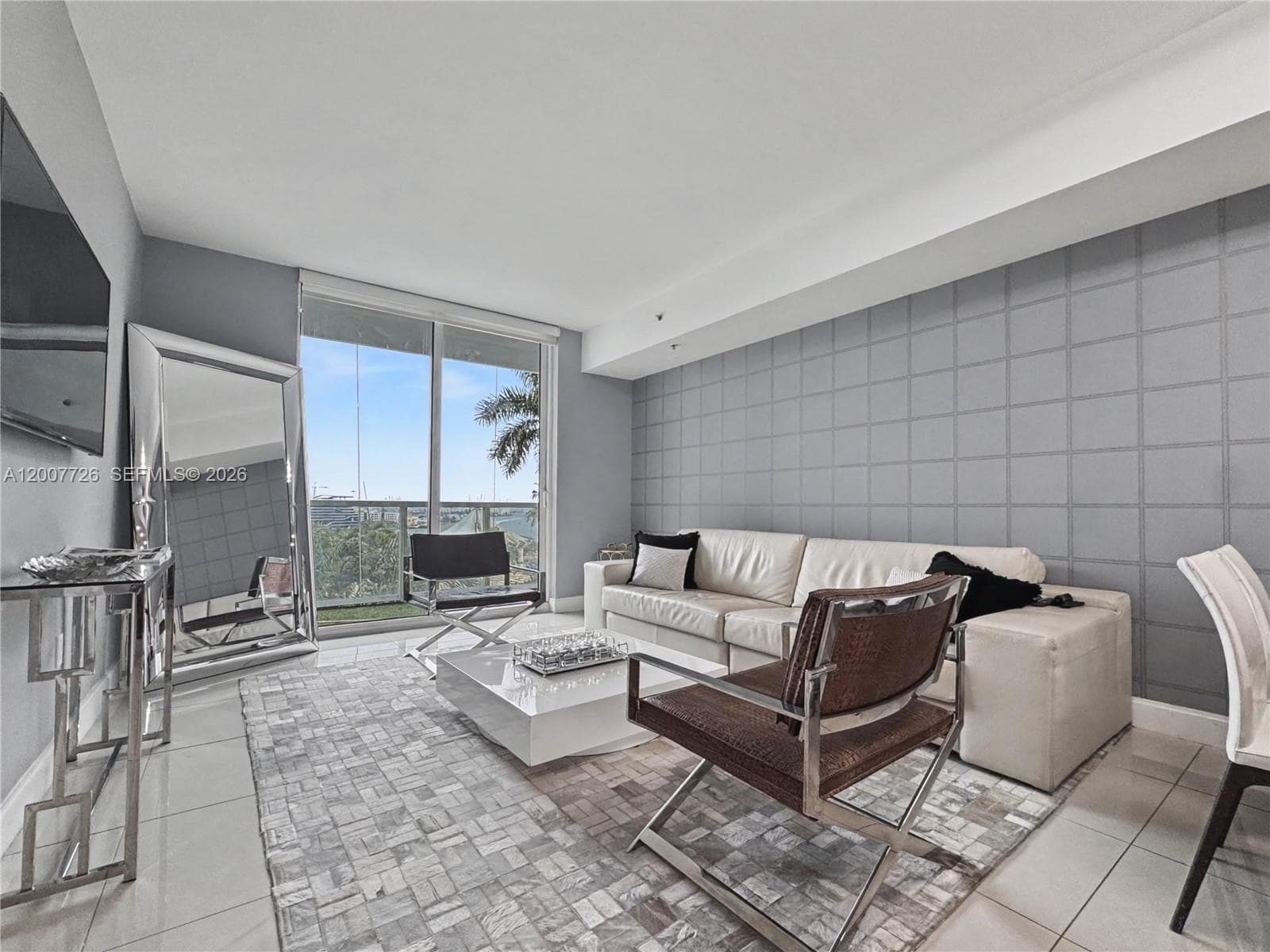253 NE 2nd St # 1003, Miami FL 33132 — 6