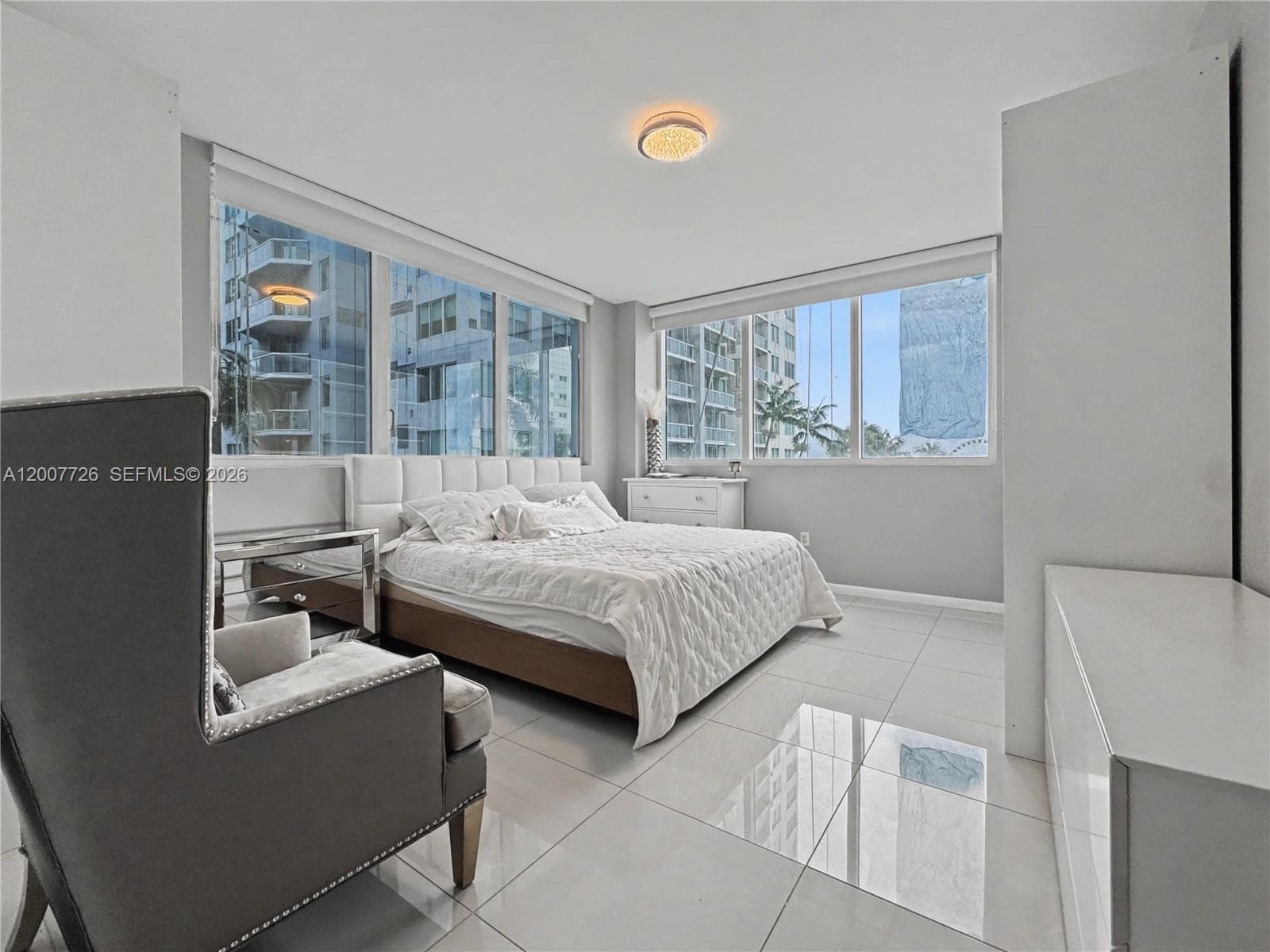 253 NE 2nd St # 1003, Miami FL 33132 — 13