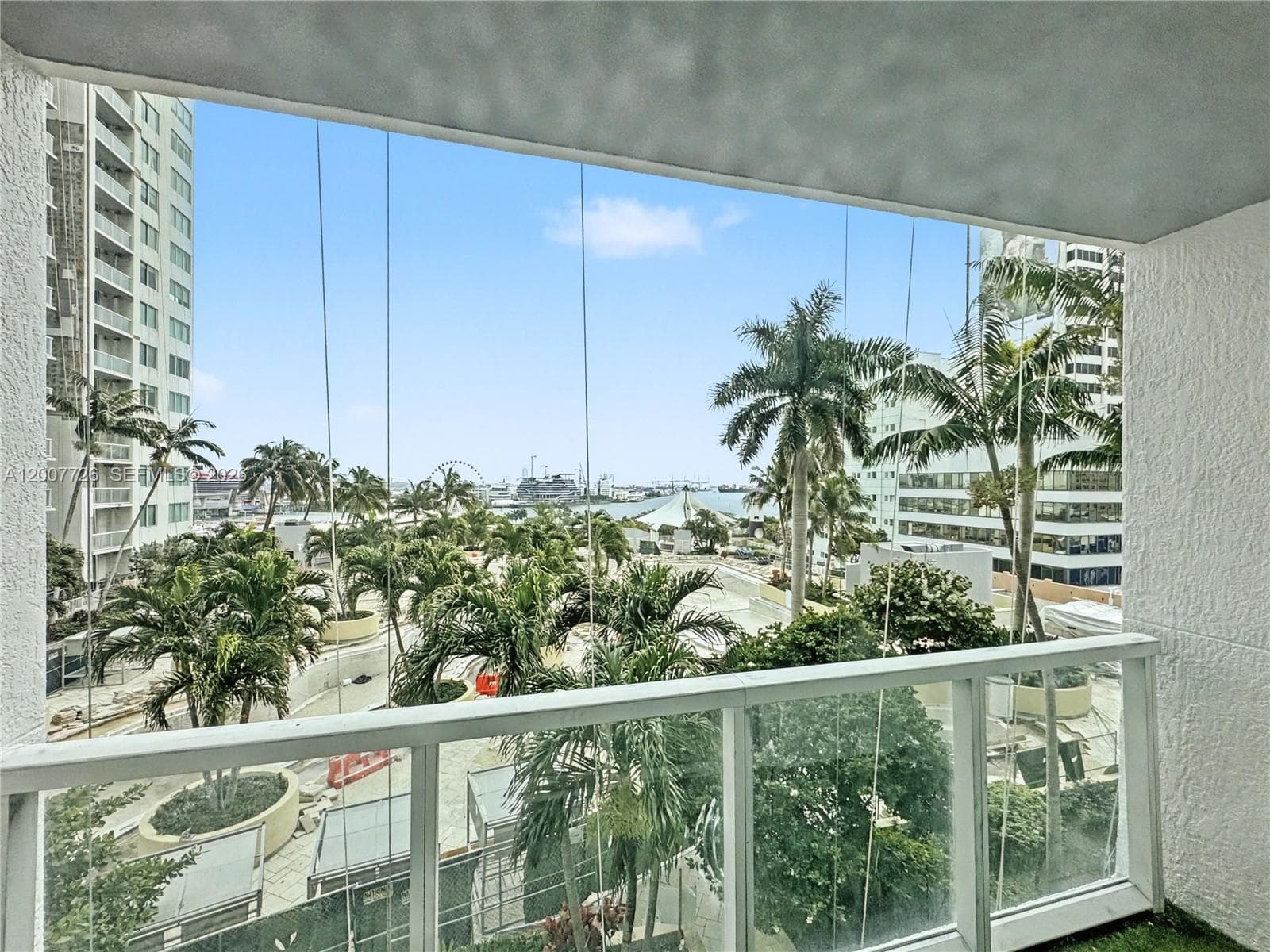 253 NE 2nd St # 1003, Miami FL 33132 — 20