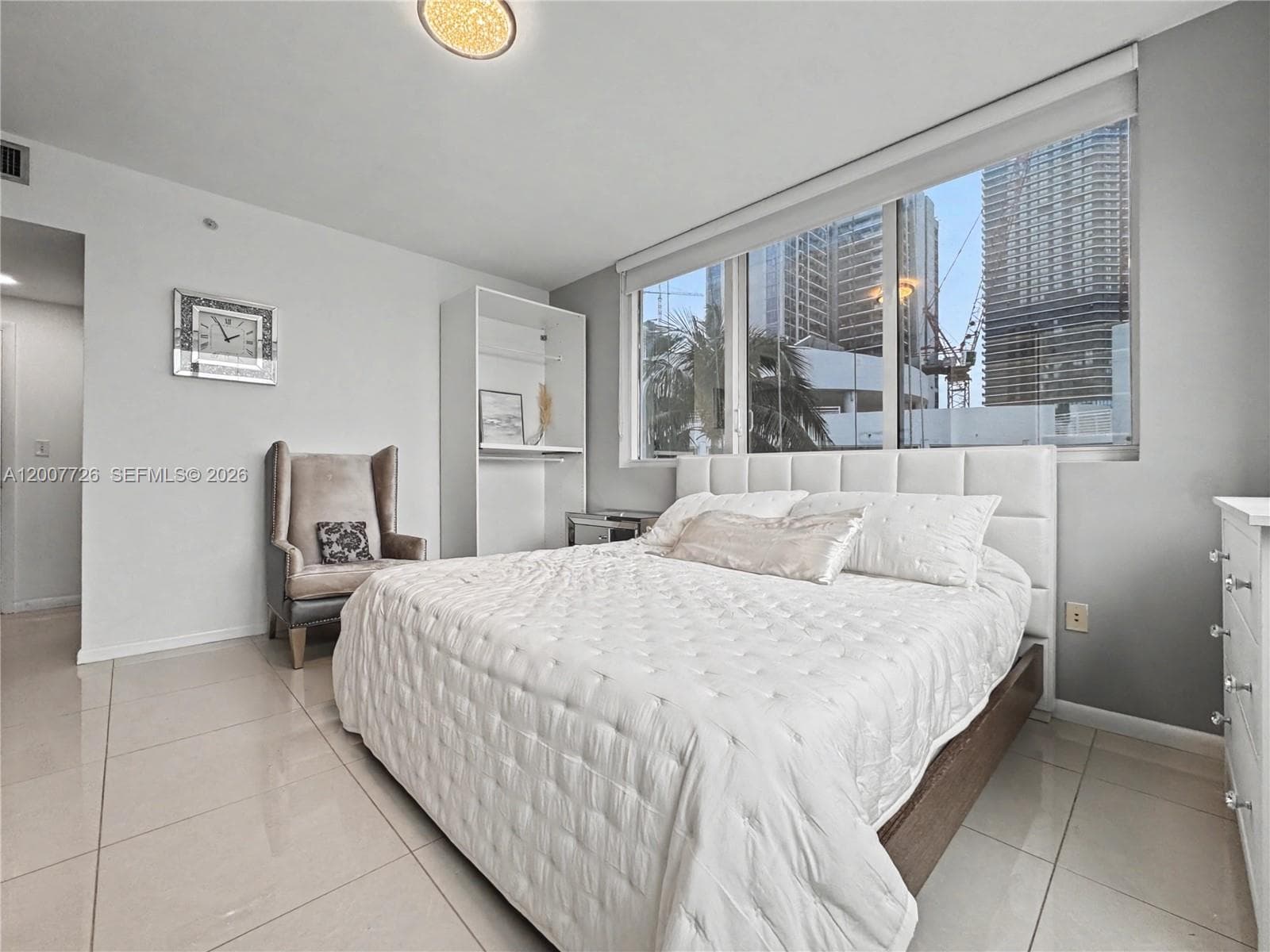 253 NE 2nd St # 1003, Miami FL 33132 — 15