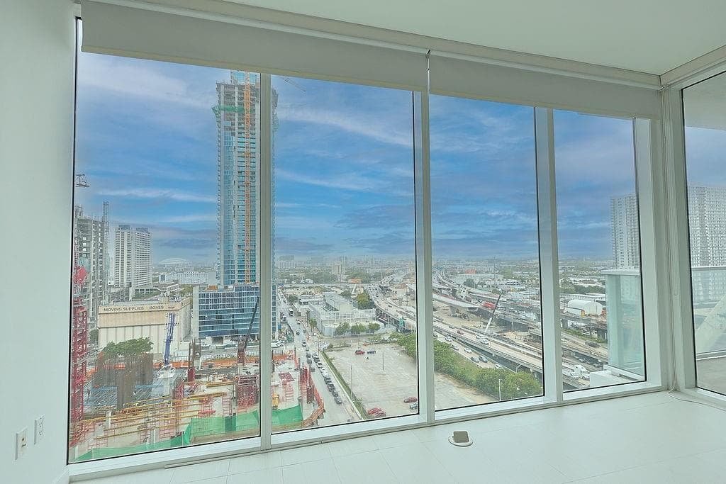 1040 Biscayne Boulevard # 1406, Miami FL 33132 — 7