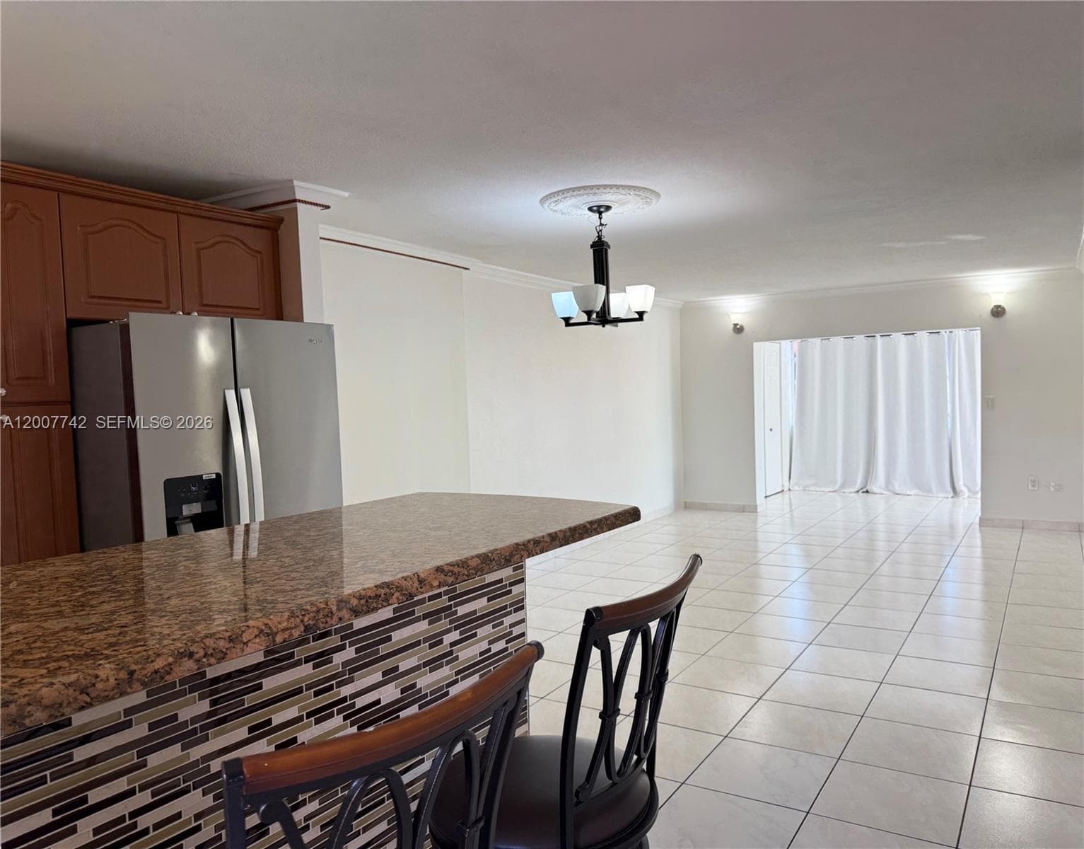 1850 W 56th St # 2404, Hialeah FL 33012 — 1