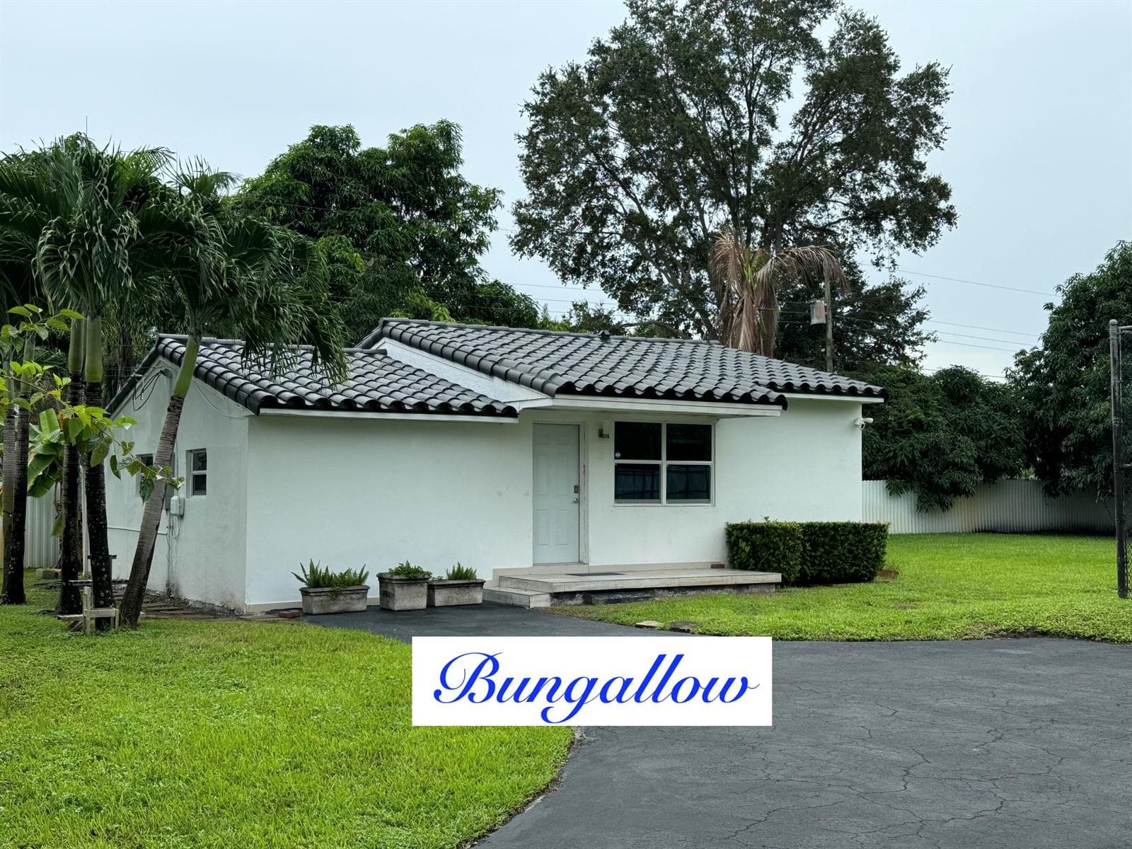 88 NE 154th Street, North Miami Beach FL 33162 — 22