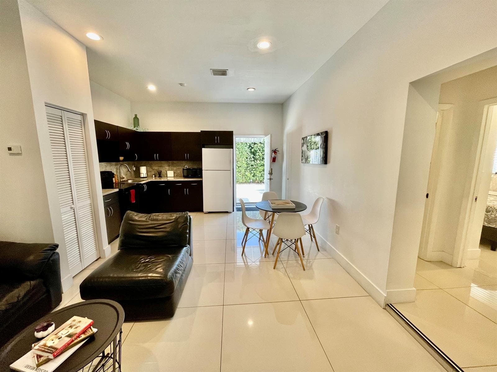 88 NE 154th Street, North Miami Beach FL 33162 — 20