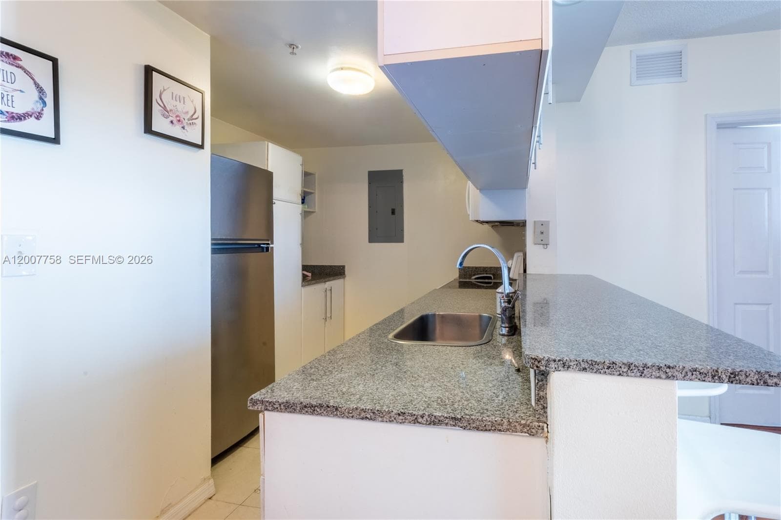 275 NE 18th St # 1110, Miami FL 33132 — 14
