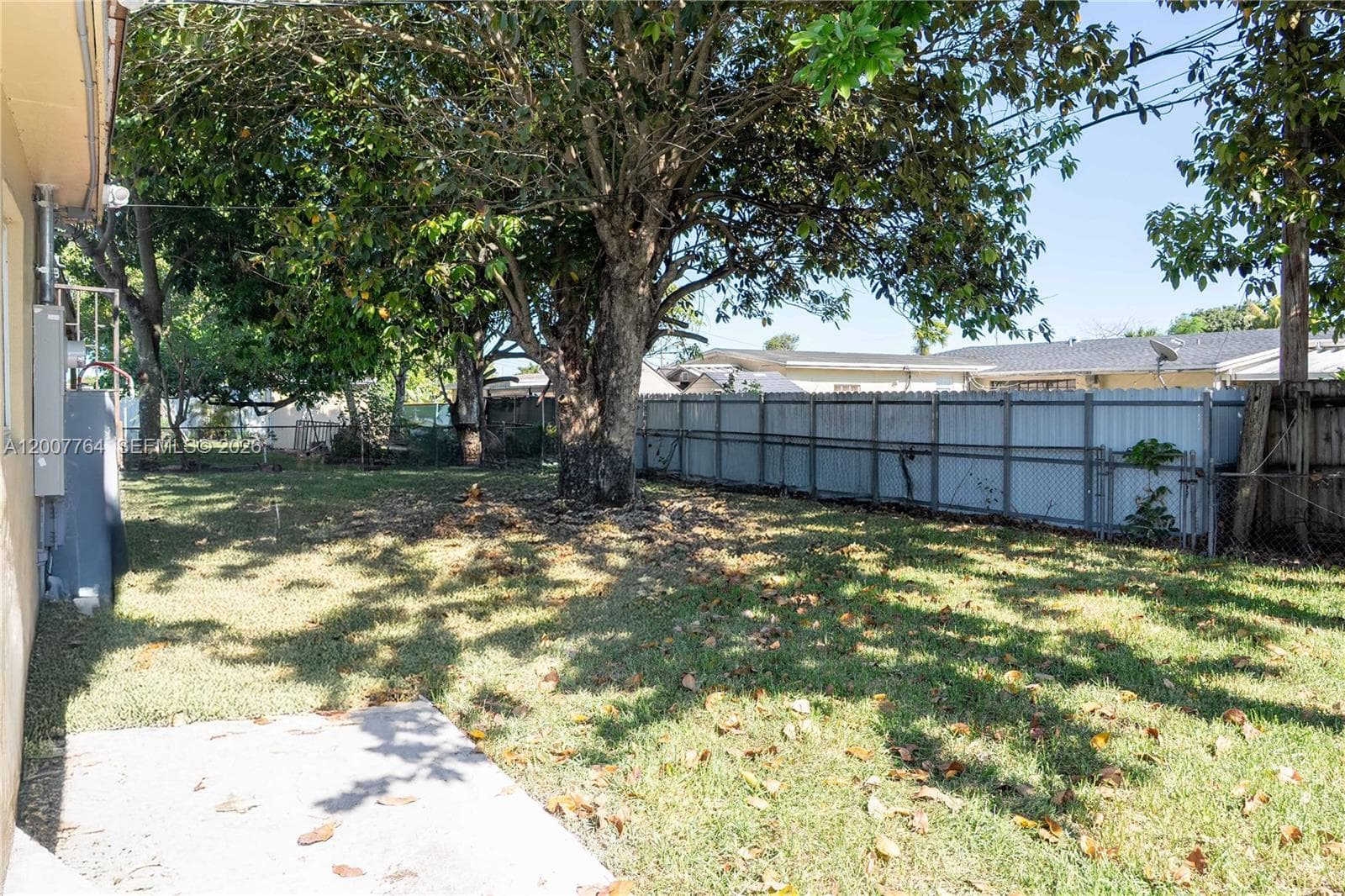 4000 NW 195th St, Miami Gardens FL 33055 — 61