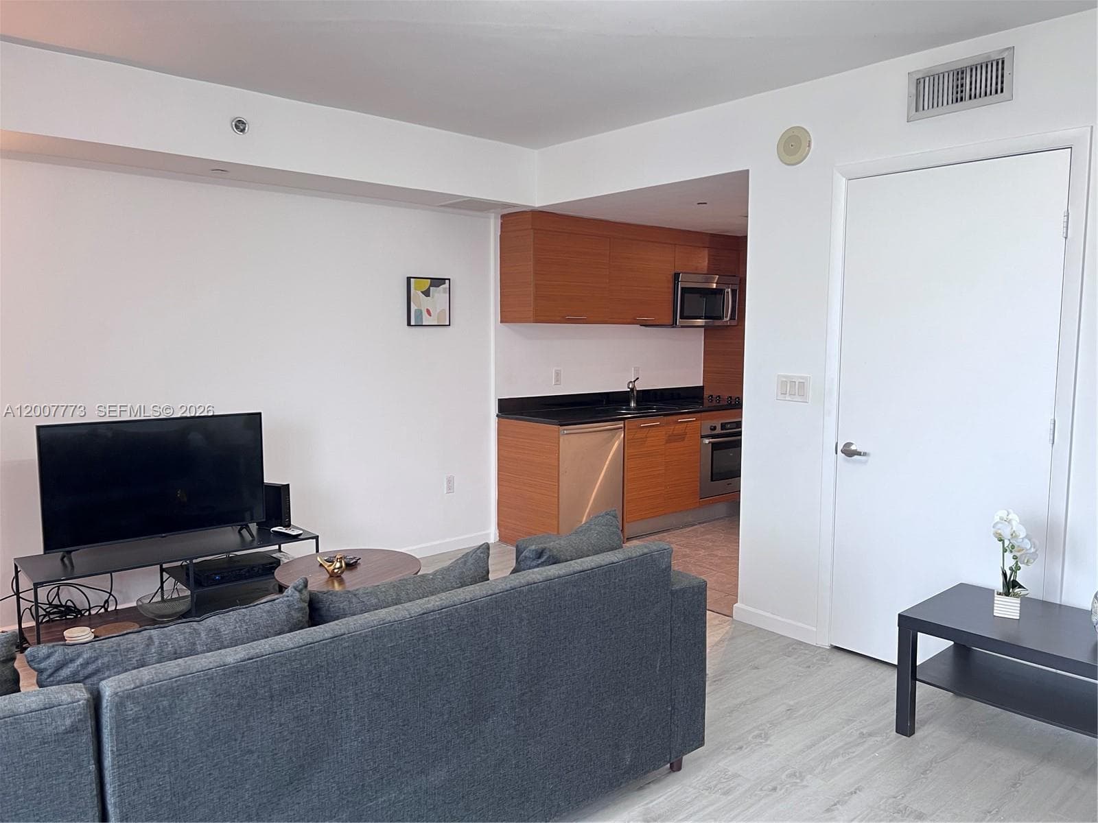 50 Biscayne Blvd # 3209, Miami FL 33132 — 4
