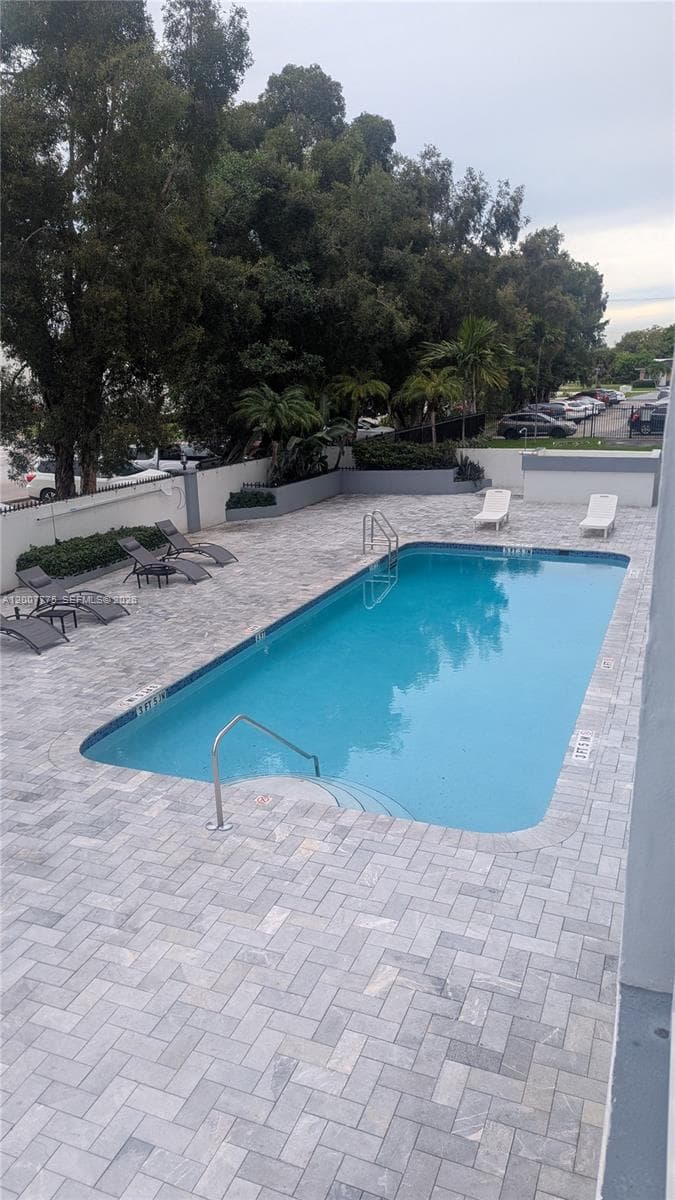 1251 NE 108th St # 215, Miami FL 33161 — 9
