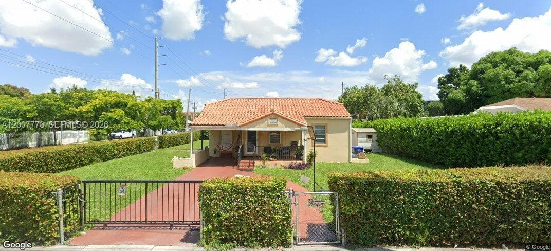 4289 NW 5th St, Miami FL 33126 — 1