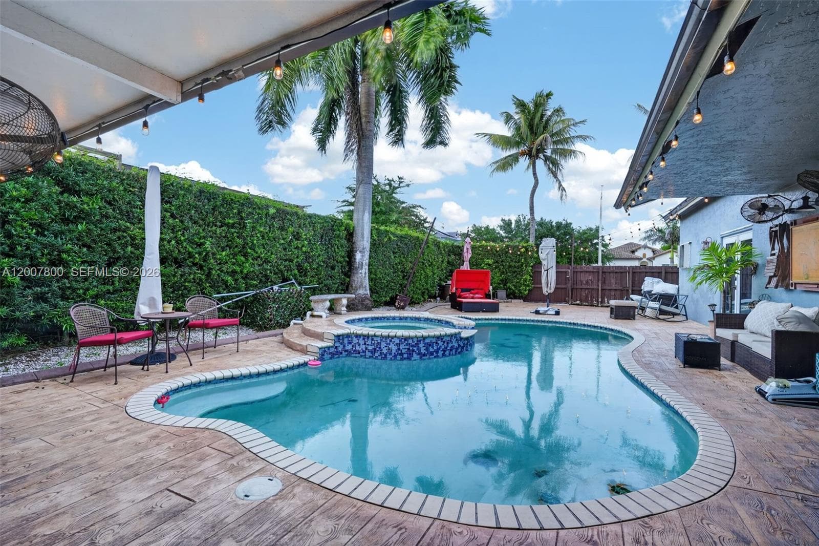 15201 SW 177th Ter, Miami FL 33187 — 30