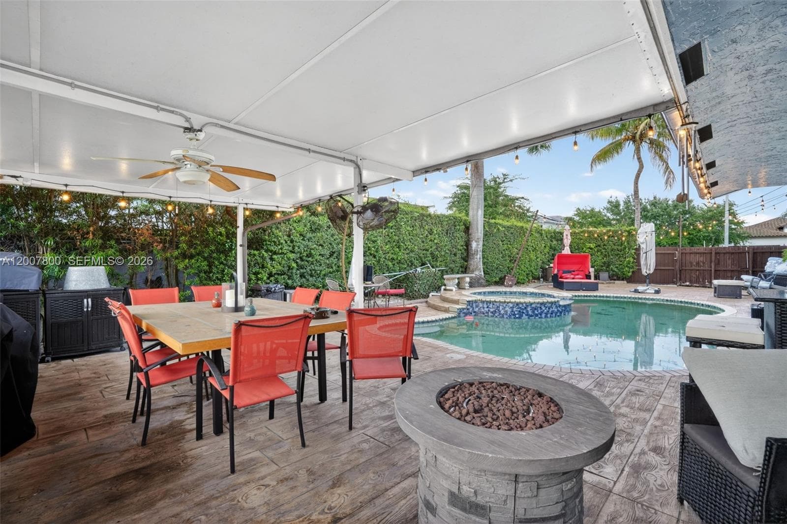 15201 SW 177th Ter, Miami FL 33187 — 35