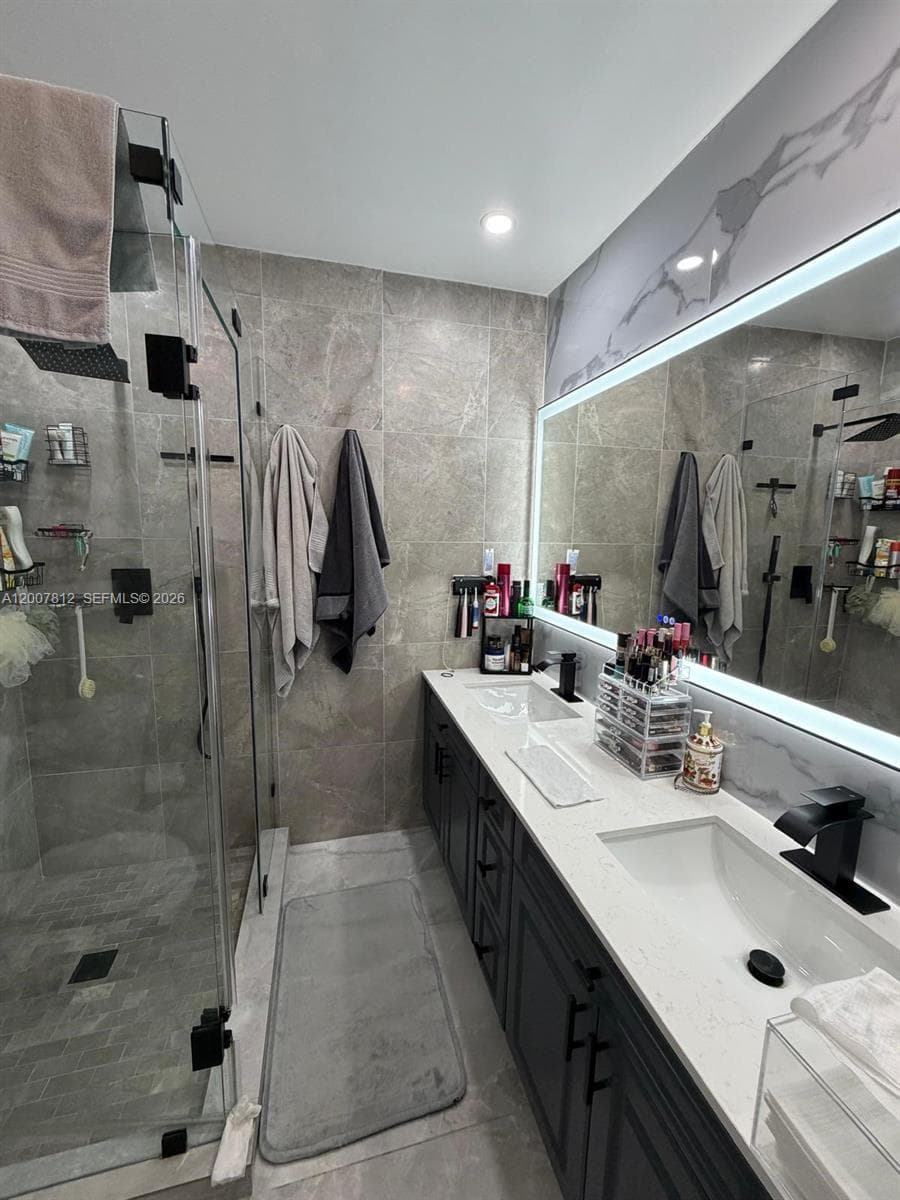 6580 W 24th Ct # 14, Hialeah FL 33016 — 23