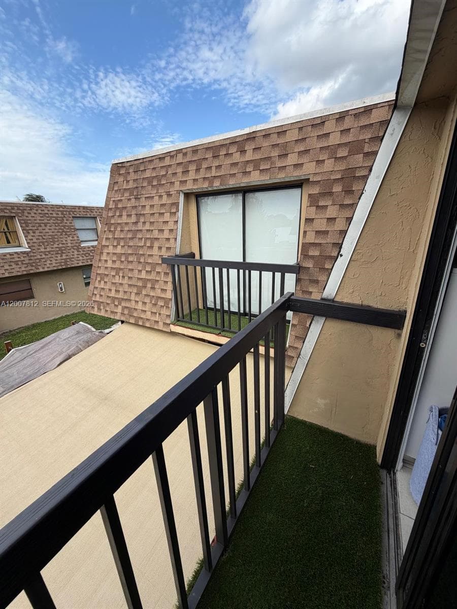 6580 W 24th Ct # 14, Hialeah FL 33016 — 27