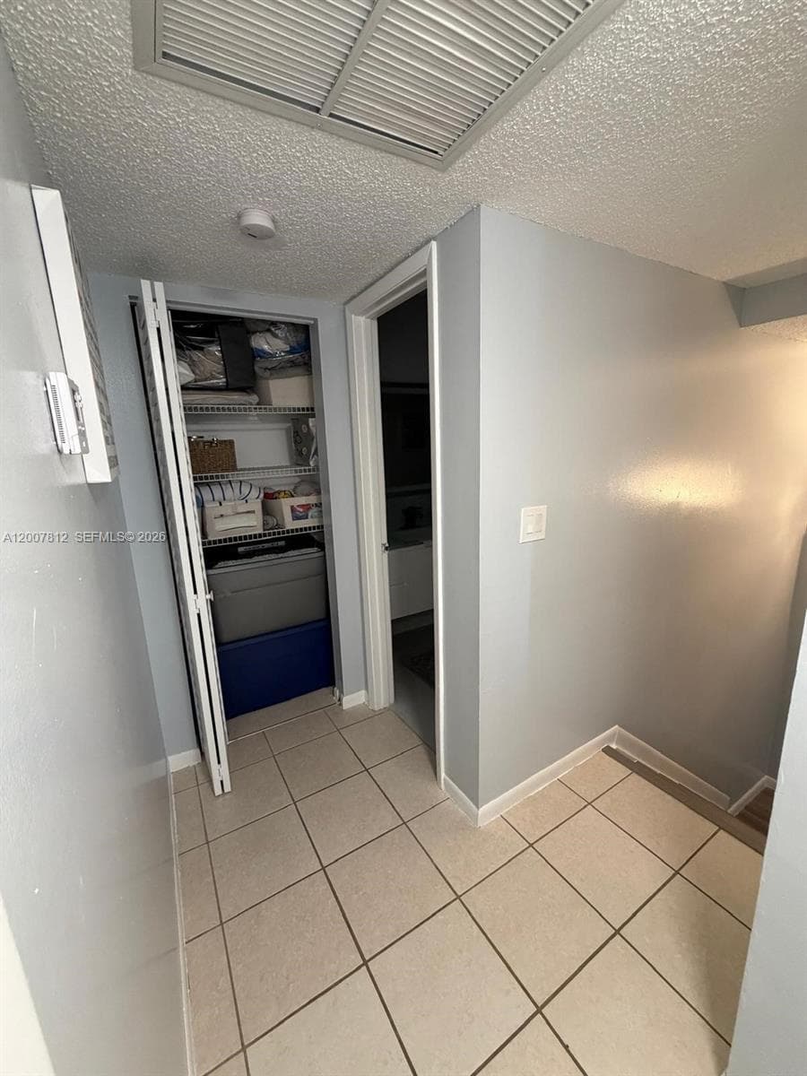 6580 W 24th Ct # 14, Hialeah FL 33016 — 13