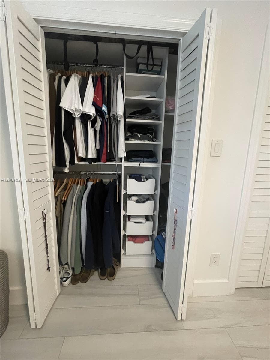 Engelwood Ests, Palmetto Bay, FL — 23