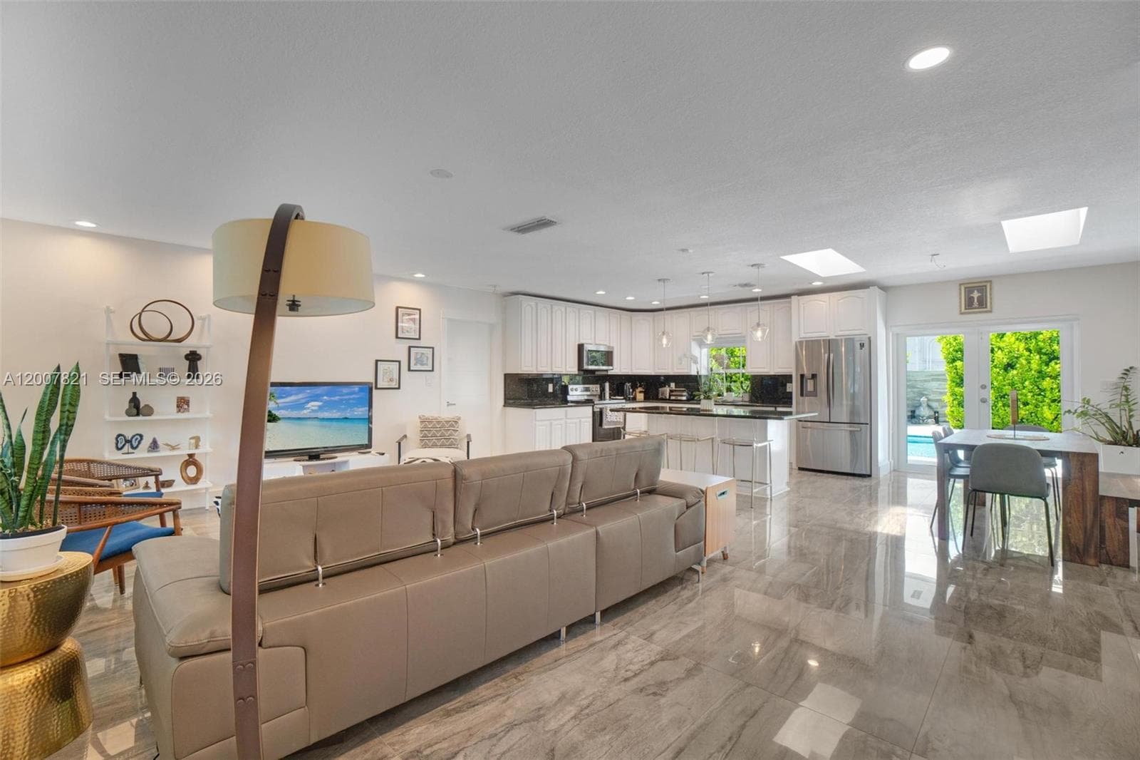 Engelwood Ests, Palmetto Bay, FL — 6