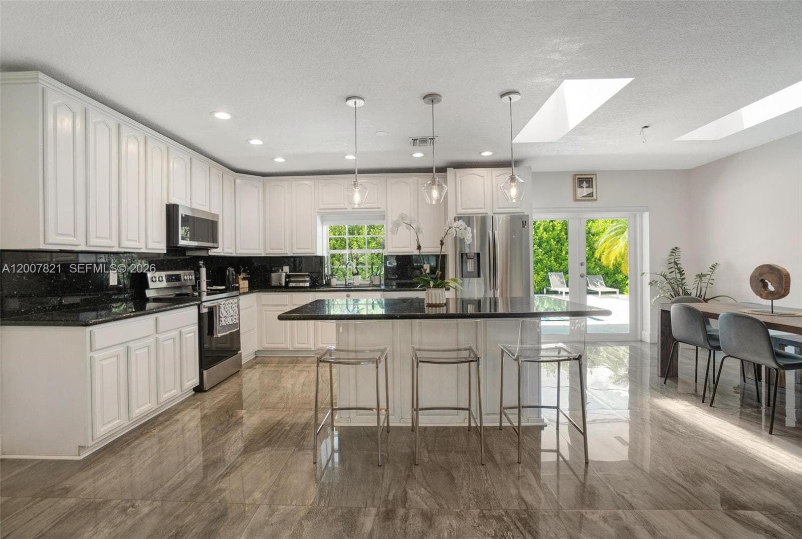 Engelwood Ests, Palmetto Bay, FL — 12