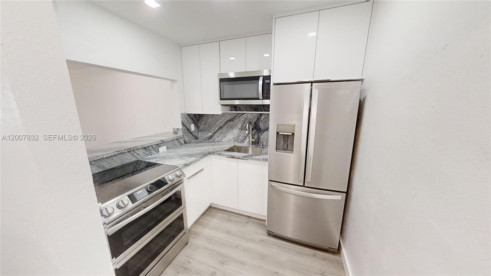1441 Lincoln Rd # 309, Miami Beach FL 33139 — 1