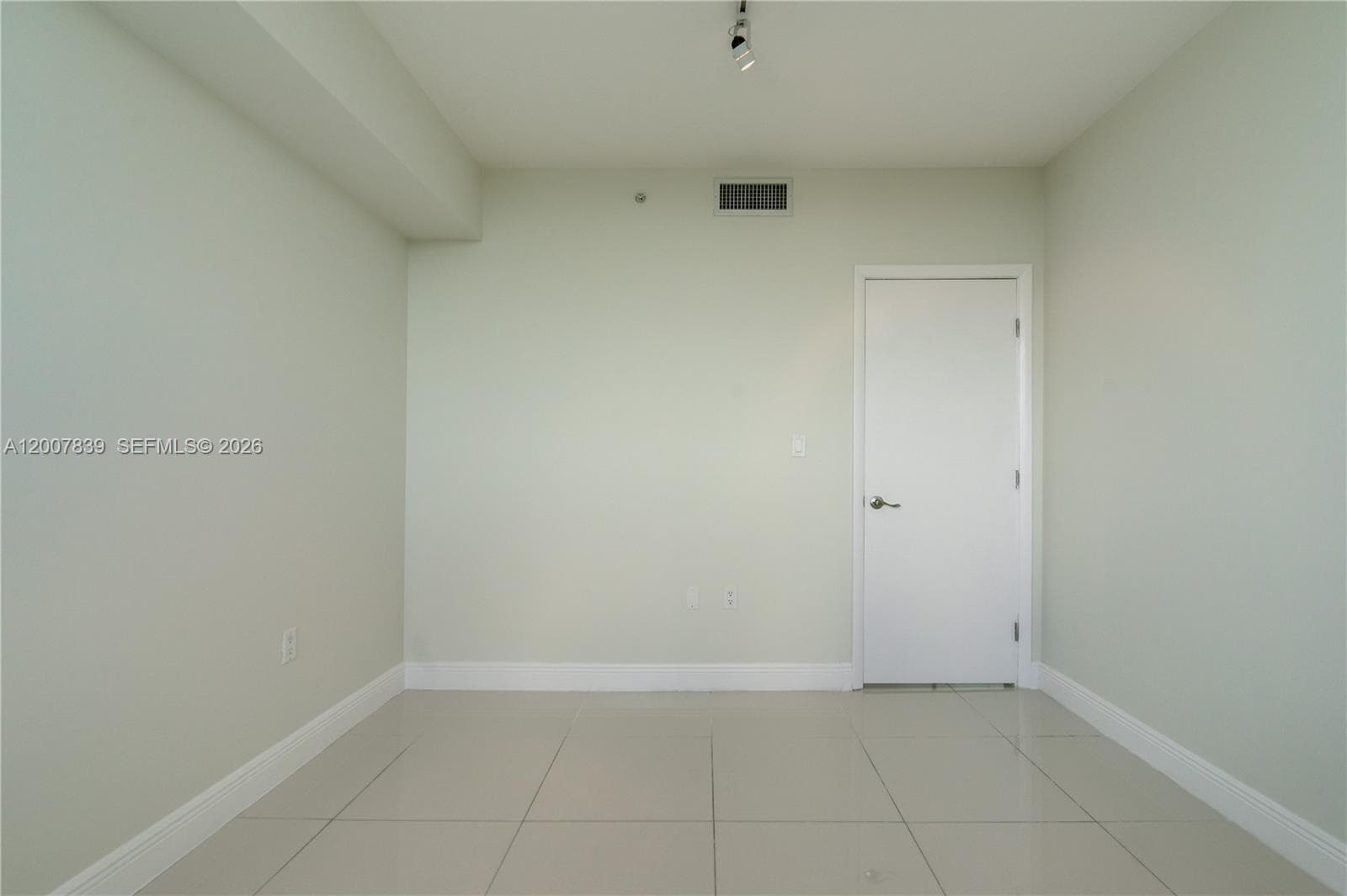 1871 NW S River Dr # 802, Miami FL 33125 — 28