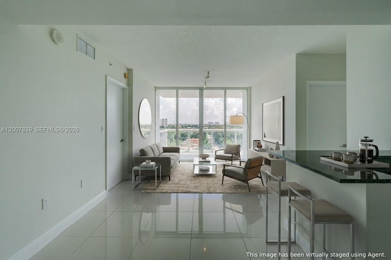 1871 NW S River Dr # 802, Miami FL 33125 — 4